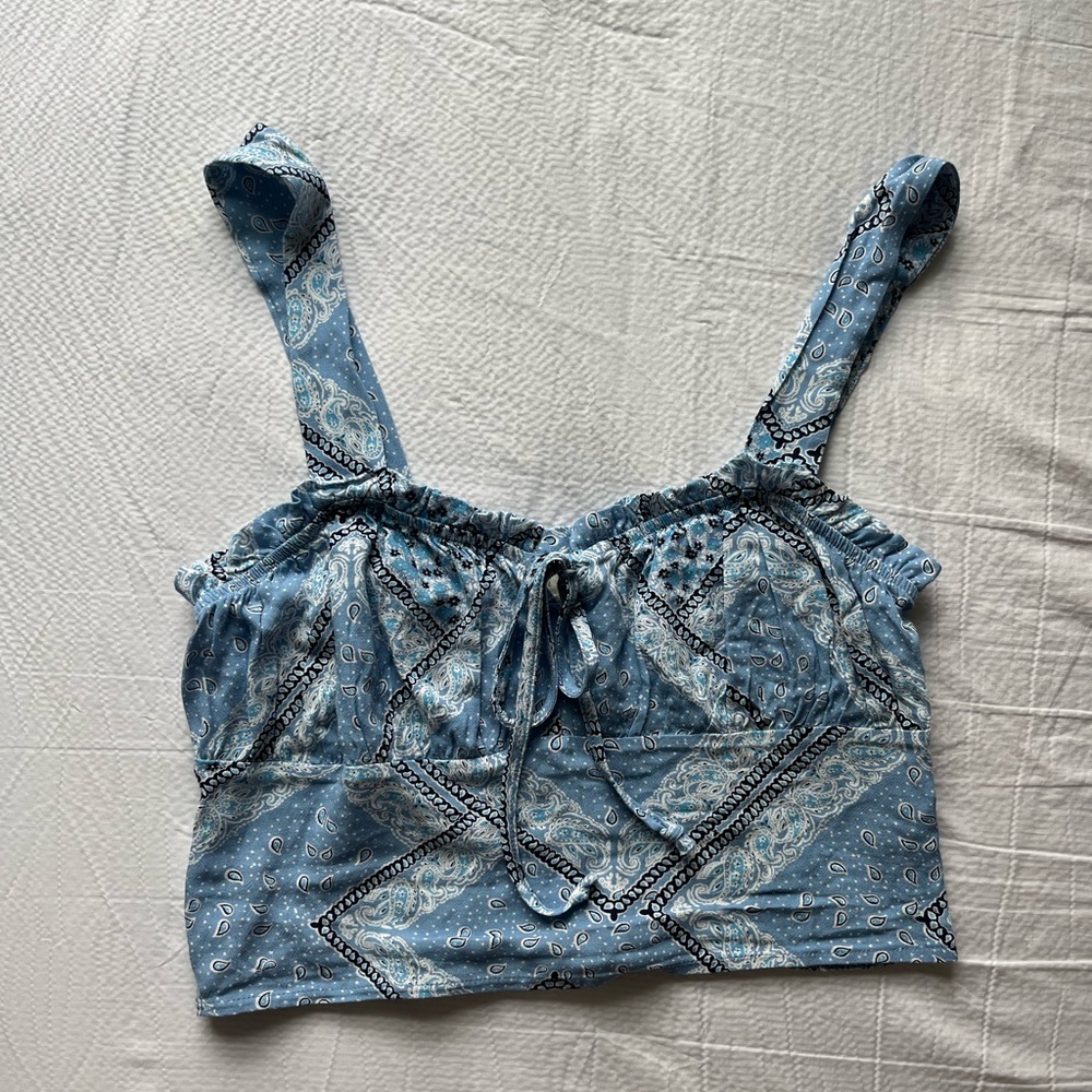 Pacsun blue bandana print tie-front tank size M
